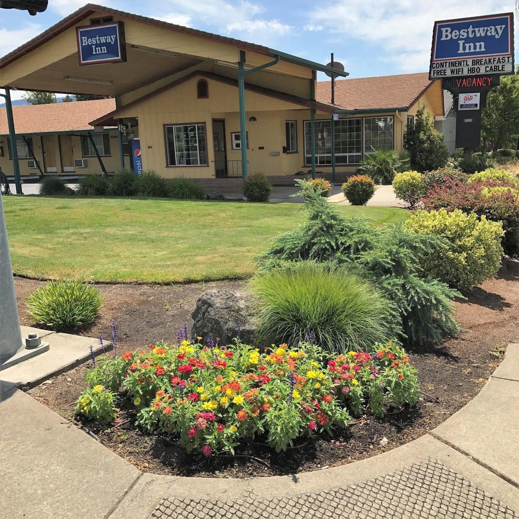 Bestway Inn Grants Pass Exterior photo