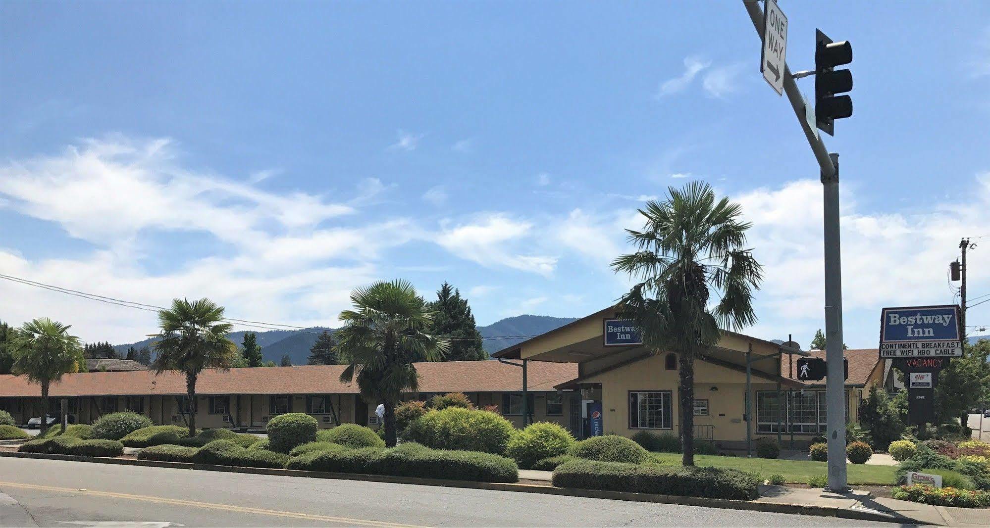 Bestway Inn Grants Pass Exterior photo