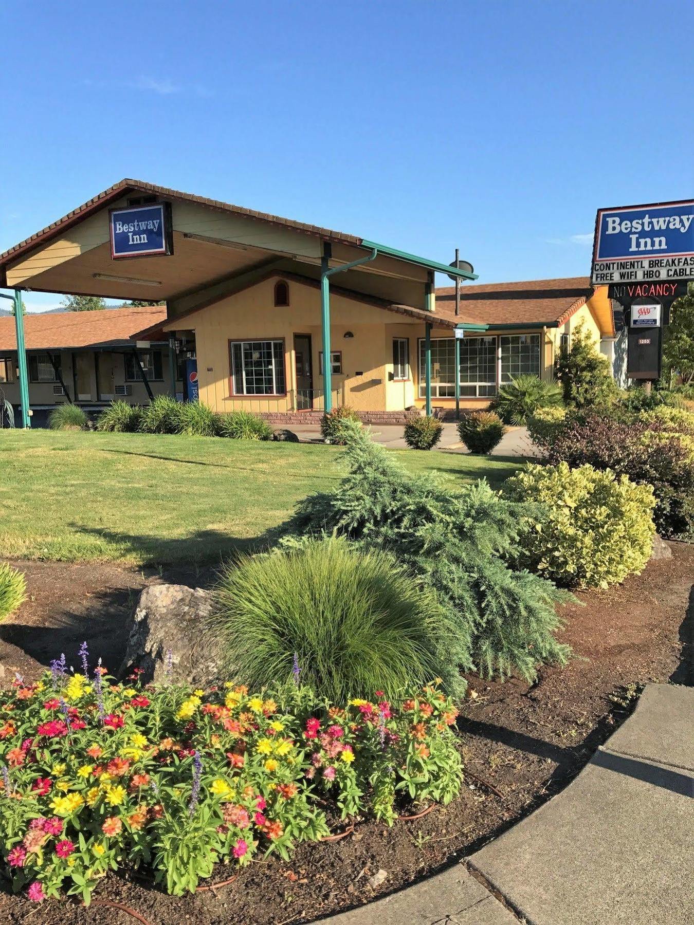 Bestway Inn Grants Pass Exterior photo